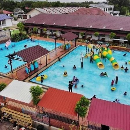 Asfa D Village - Resort - Homestay - Family Room Kemasik Luaran gambar