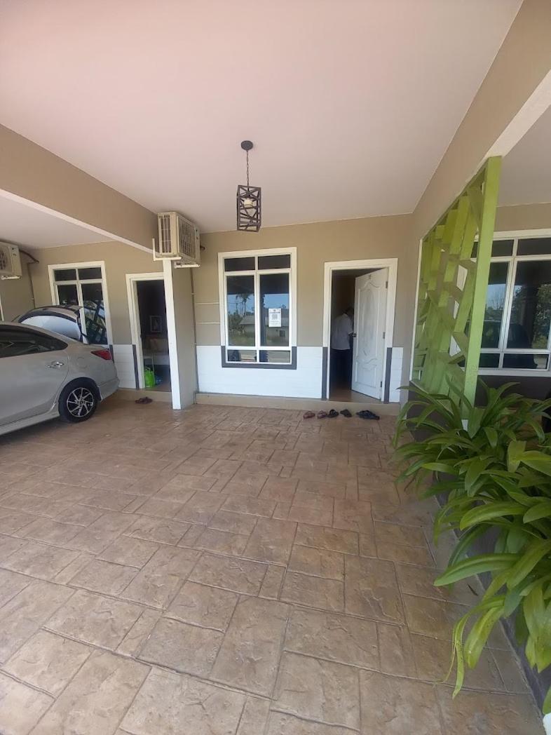 Asfa D Village - Resort - Homestay - Family Room Kemasik Luaran gambar
